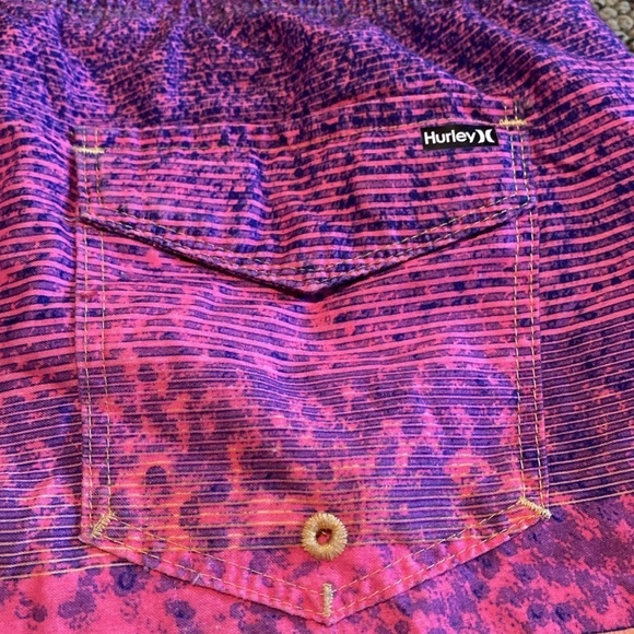 Hurley Swim/Board Trunks Size Youth Large 14/16 in EUC - Picture 6 of 9